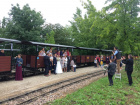 Zum ersten Mal seit langem darf die Baumschulbahn bei einer Hochzeit mitwirken [29. August 2020]