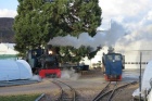 Sequoia und Abelia beim gemeinsamen Rangieren vor dem Depot [6. Dezember 2013]