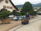 Mit dem Schienenkuli wird das Rangiersignal wieder an den Baumschulsee transportiert [22. Juni 2019]