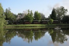 Spiegelung des Zuges beim Südufer des Baumschulsees [21. September 2013]