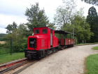 Die Opalinus holt im Bahnhof Baumschulsee einen Wagen für die vereinsinternen Fahrten ab [1. August 2021]